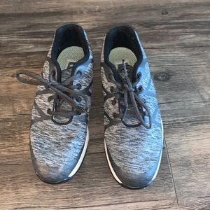 Women’s golf shoe size 6.5